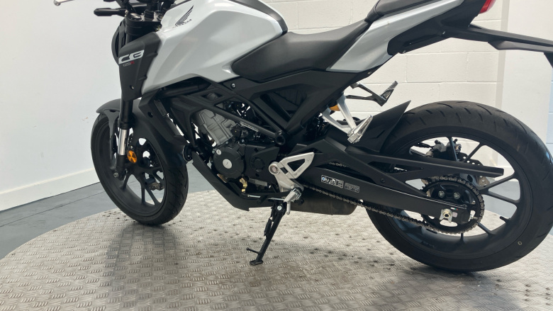 Honda CB125F (24MY)